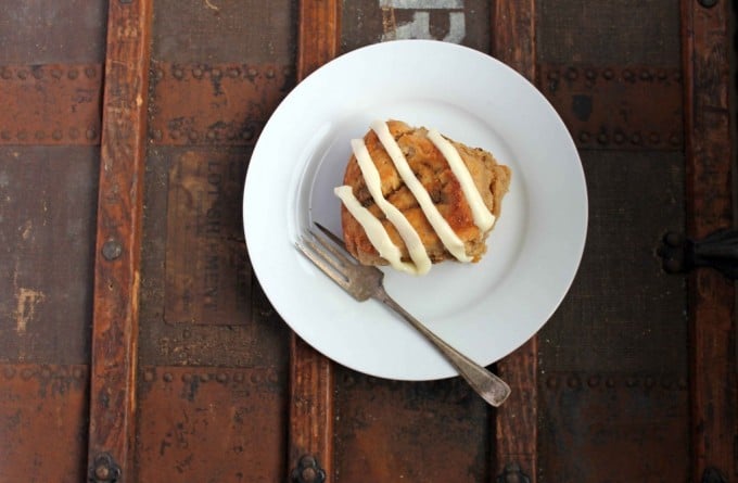 A cinnamon bun on a plate.