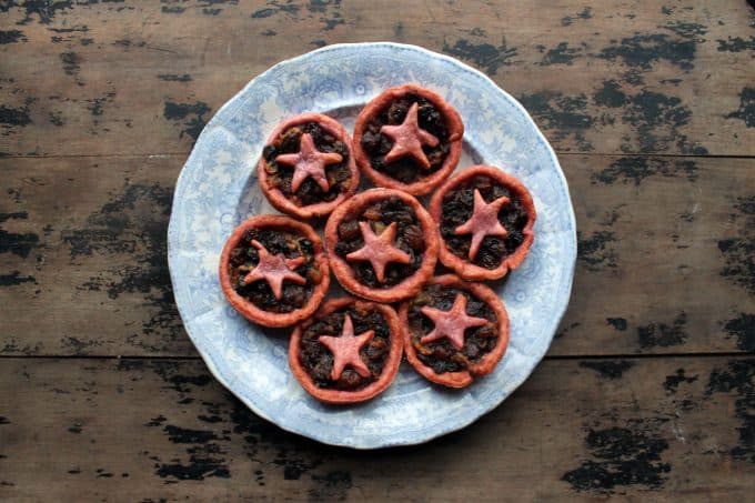 A plate of mince pies.