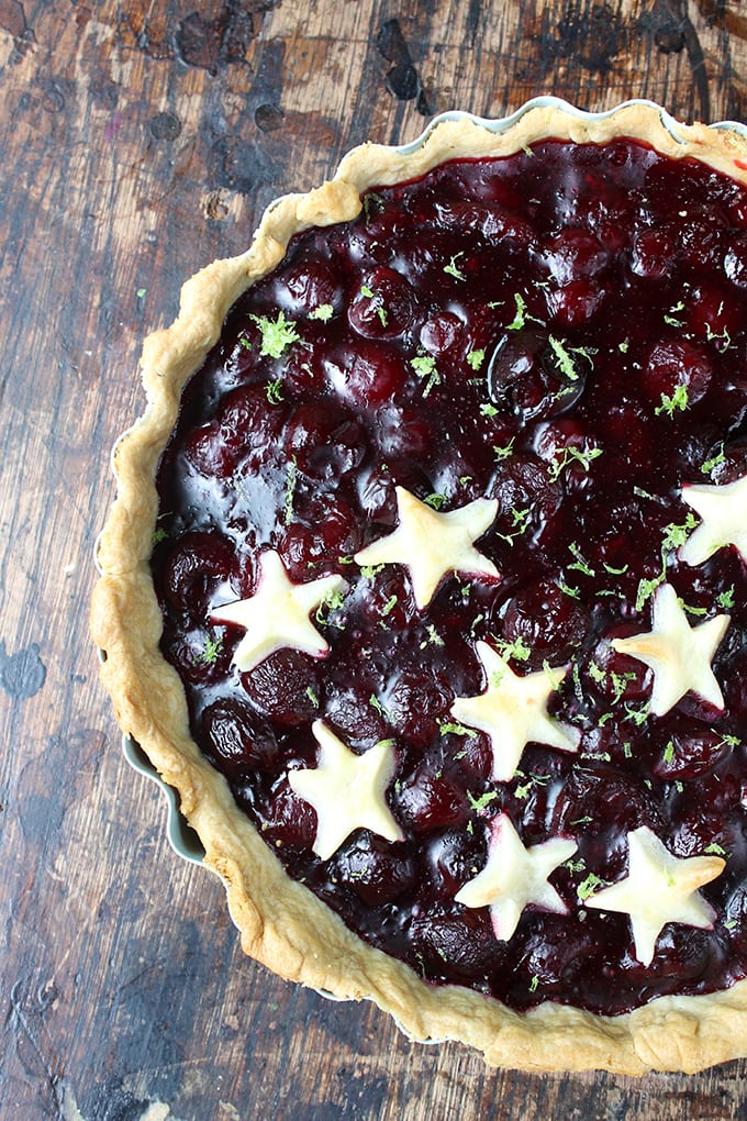 Fresh Cherry Pie with Lime - Veggie Desserts