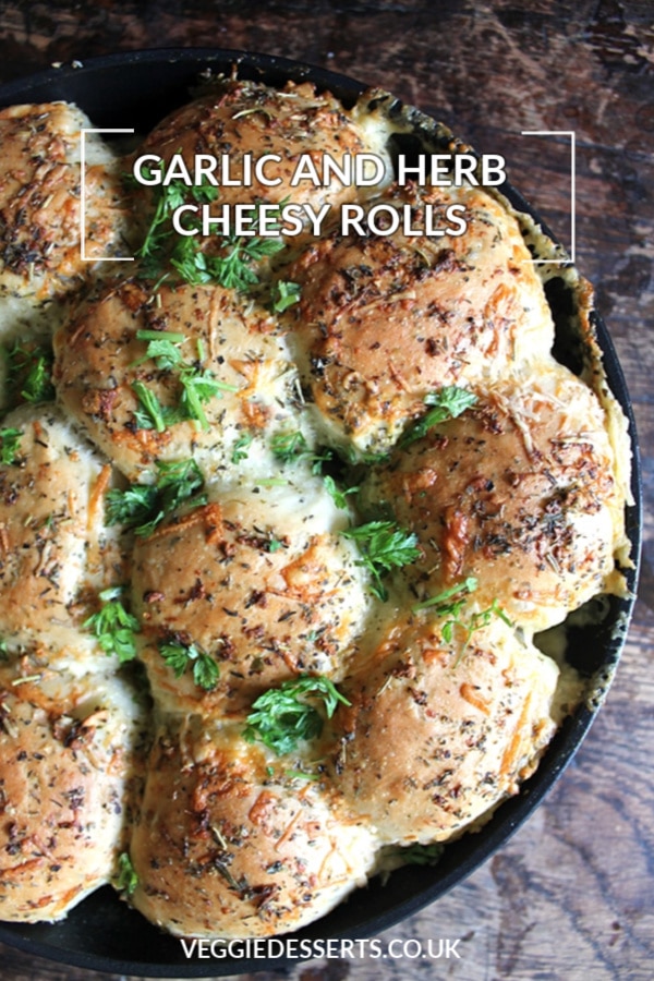 These cheese rolls are filled with herbs, garlic and three types of cheese. They're soft, fluffy and oozy. Perfect straight from the pan. #breadrolls #dinnerrolls #cheeserolls #skilletrolls #rolls