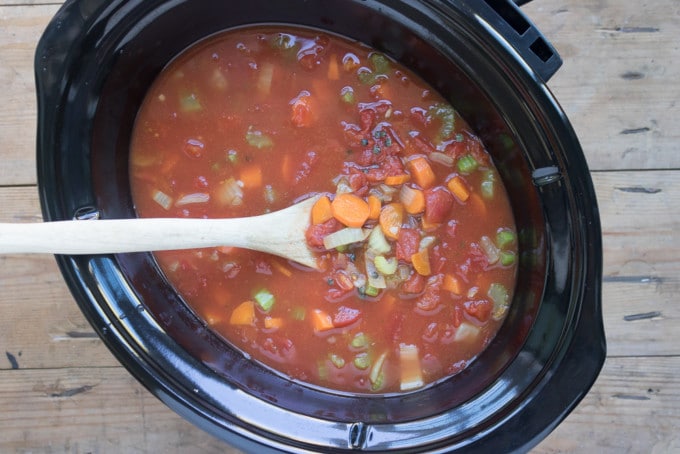 How to make slow cooker vegetable casserole