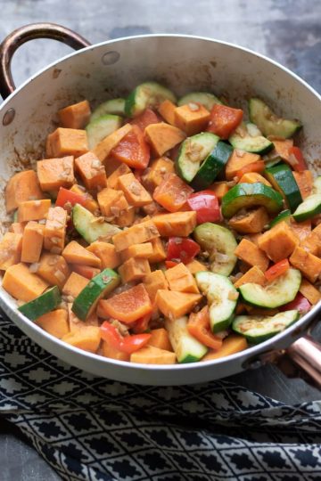 Easy Vegan Vegetable Tagine - Veggie Desserts