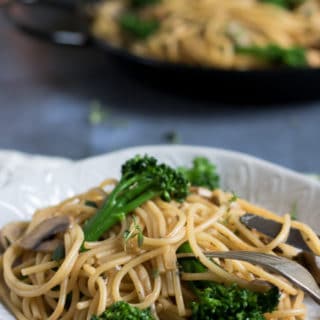 Creamy Tenderstem and Mushroom Vegan One-Pot Pasta