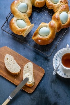 Italian Easter Bread (Pane di Pasqua) - Veggie Desserts