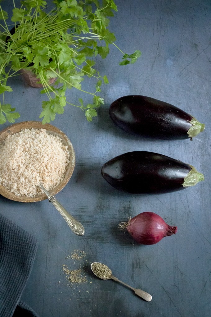 Aubergine Eggplant Meatballs ingredients: eggplants/aubergines, red onion, breadcrumbs, spices