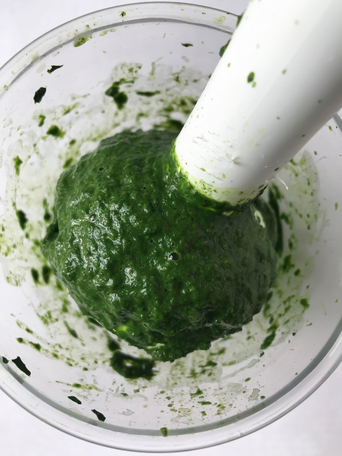 HOw to make Cavolo Nero Cupcakes -puree the kale until smooth