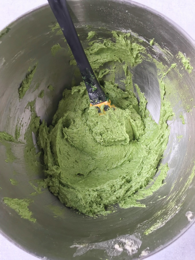 How to make cavolo nero cupcakes - mix ingredients together until fluffy