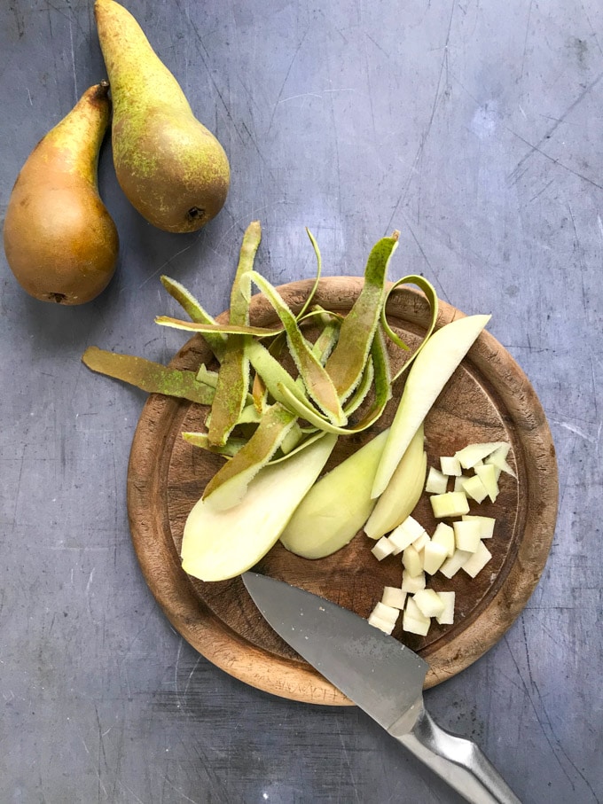 How to make Pear Gingerbread Parfaits - Step 4: Peel the pear and cut the flesh into small chunks. 