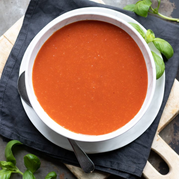 Easy Tomato Soup - Veggie Desserts