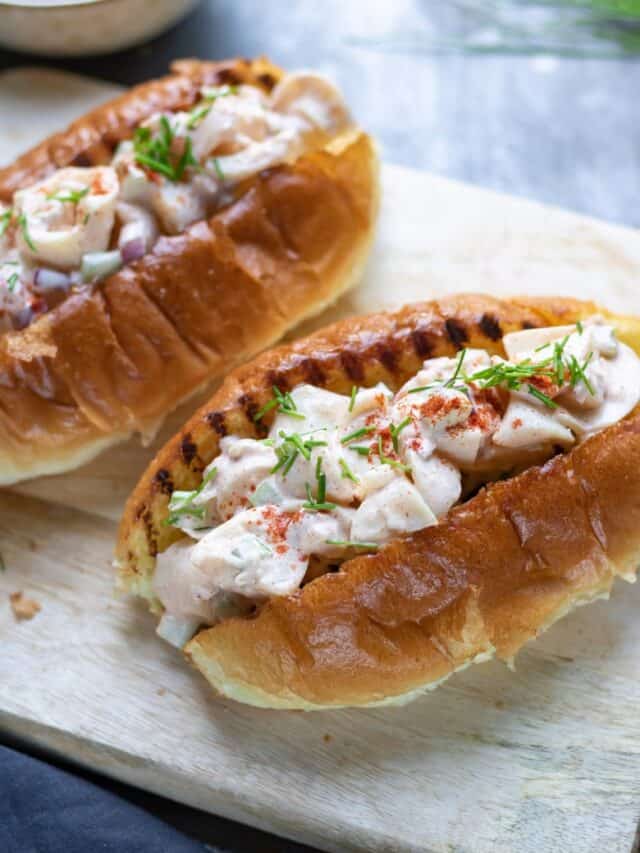 VEGAN LOBSTER ROLL STORY Veggie Desserts