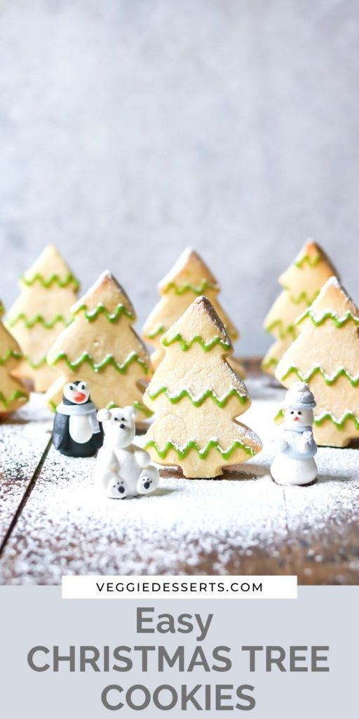 Tree shaped cookies with text: Easy Christmas Tree Cookies