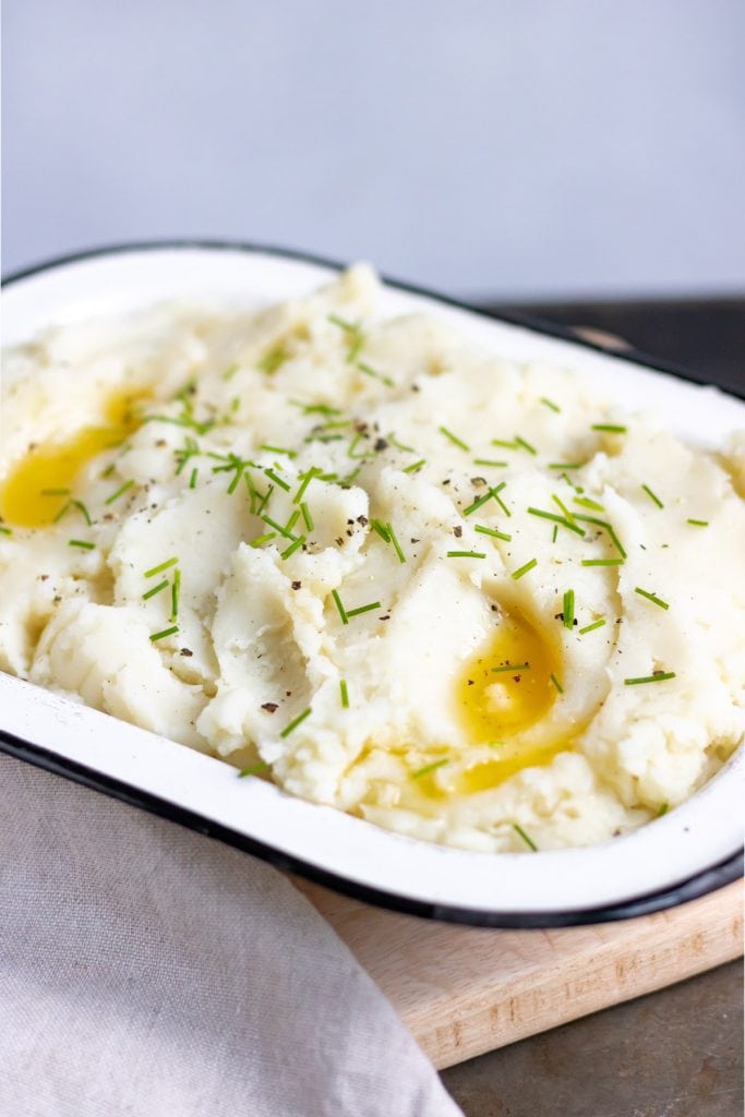 Mashed potatoes with melted butter.