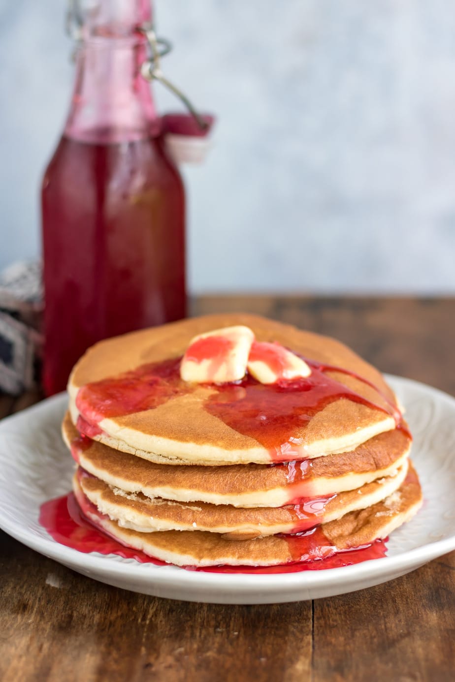 Pancakes with raspberry syrup.