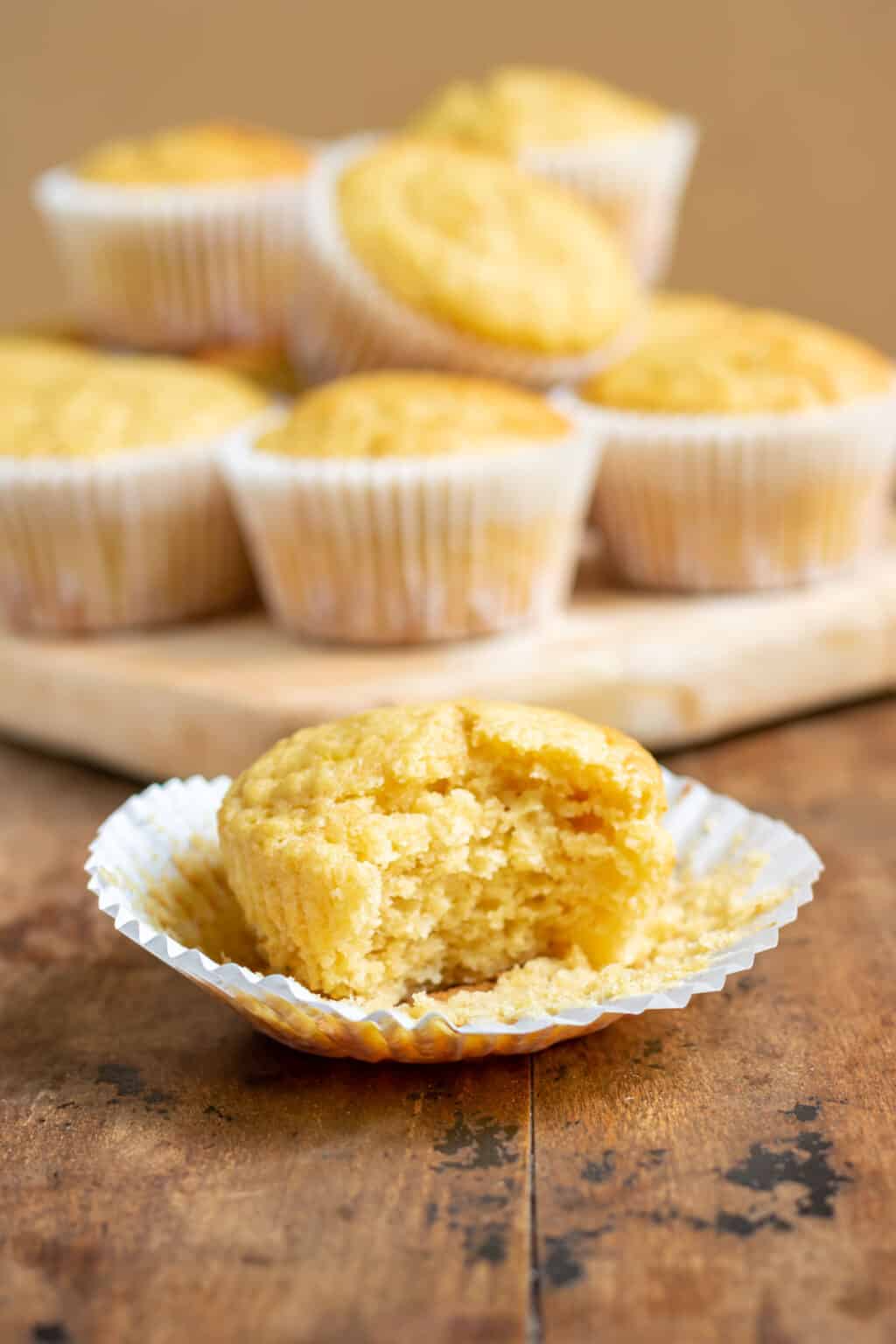 Vanilla Mango Muffins - Veggie Desserts