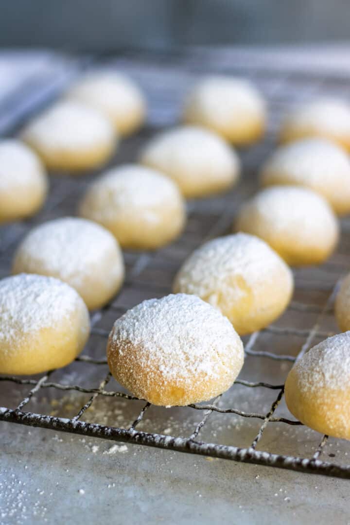 shortbread-cornstarch-cookies-veggie-desserts