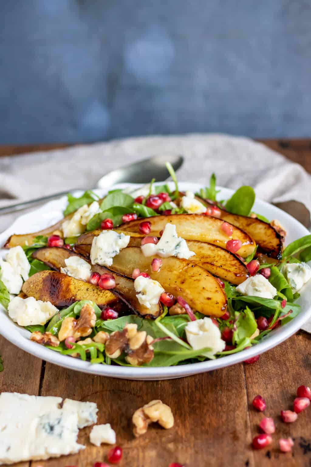 Pear and Salad with Maple Dijon Dressing Veggie Desserts