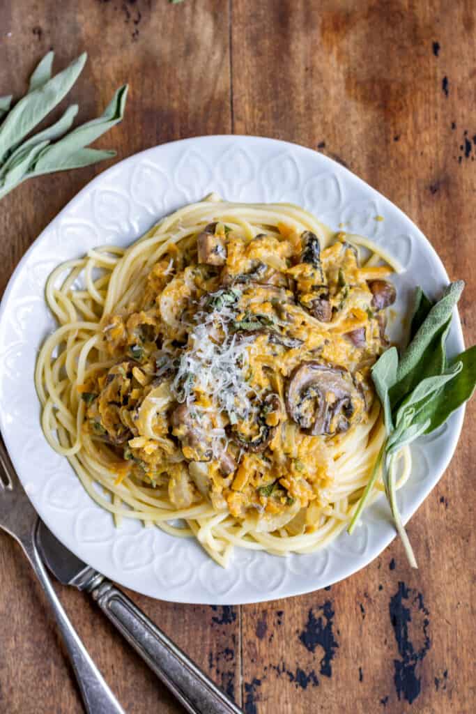 Creamy Mushroom Pasta with Butternut Squash Veggie Desserts