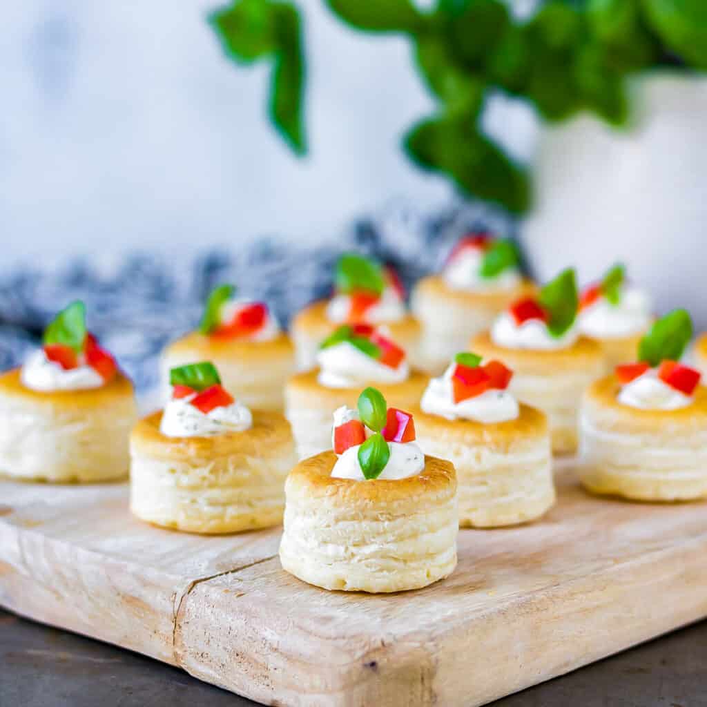 Garlic and Cheese Vol au Vents Veggie Desserts