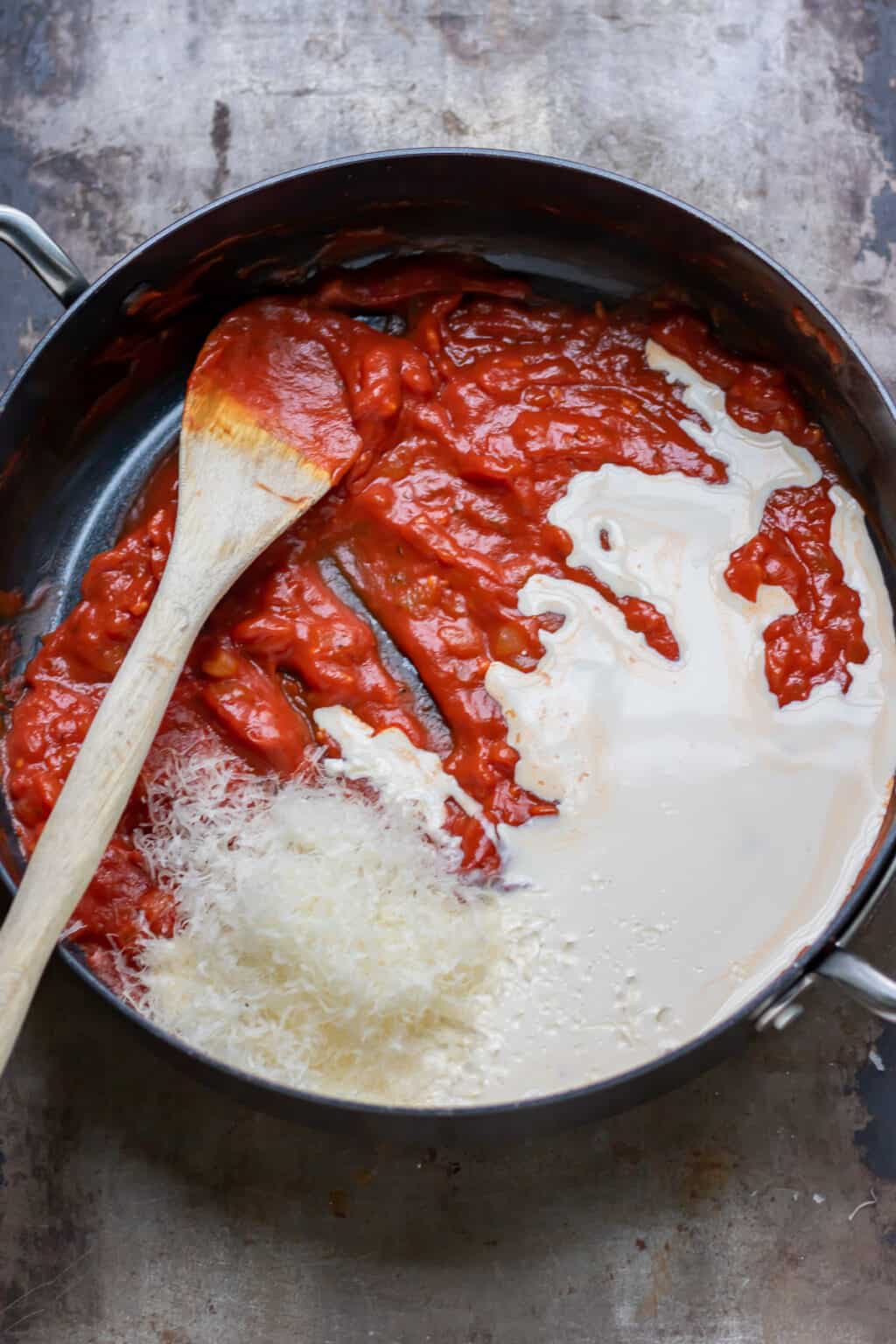 Pink Sauce Pasta (Rosatella Sauce) Veggie Desserts