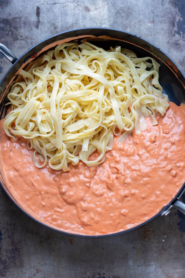 Pink Sauce Pasta (Rosatella Sauce) Veggie Desserts