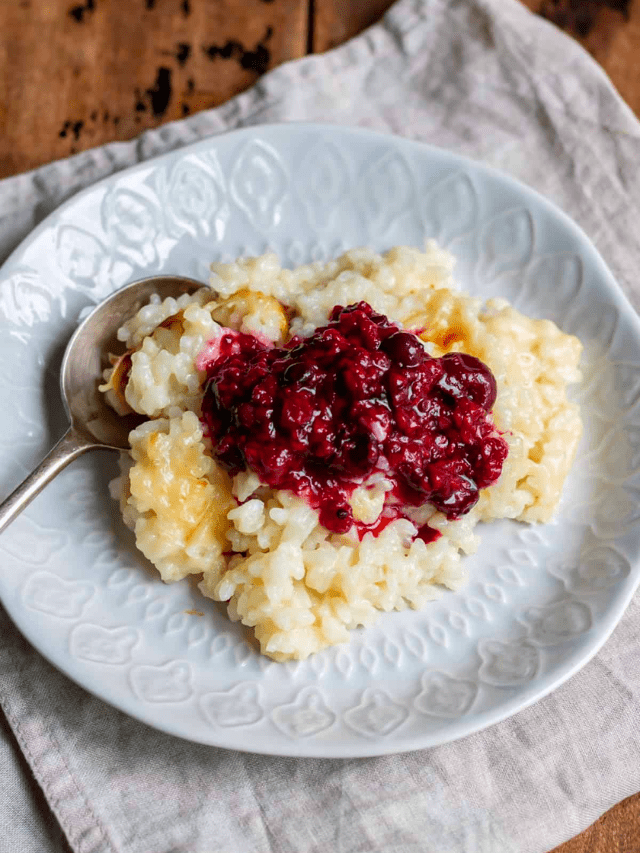 VEGAN RICE PUDDING STORY Veggie Desserts