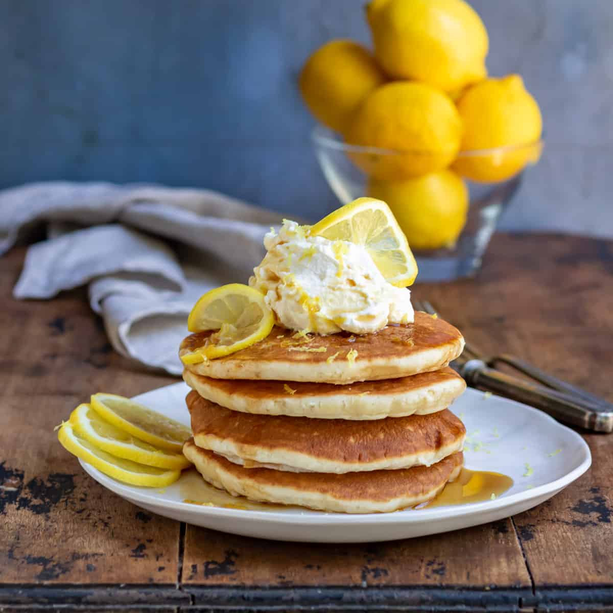 Mini Pancakes - Garnish with Lemon