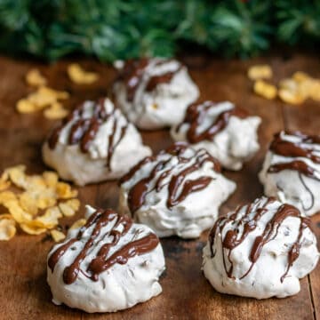 Table of Icelandic Christmas Cookies - cornflake meringues.