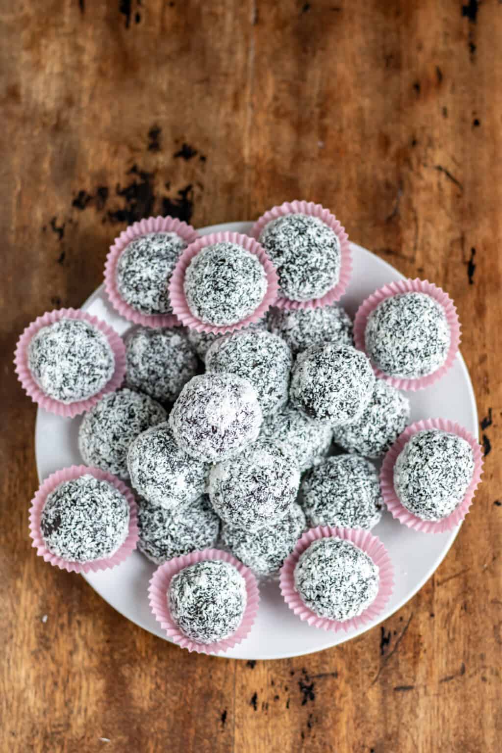 Romkugler Danish Rum Balls Veggie Desserts