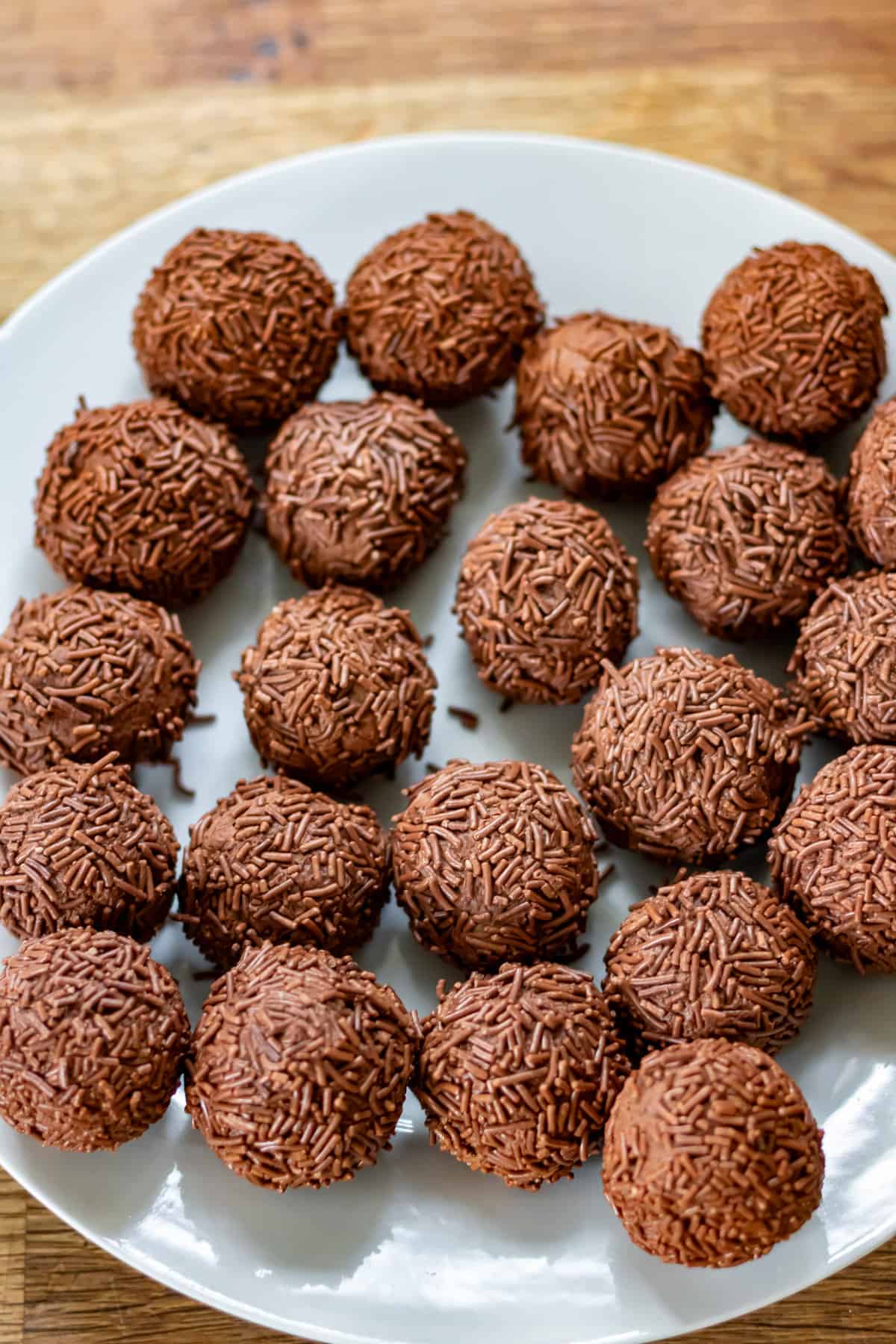 Plate of finished rumkugeln rum balls.